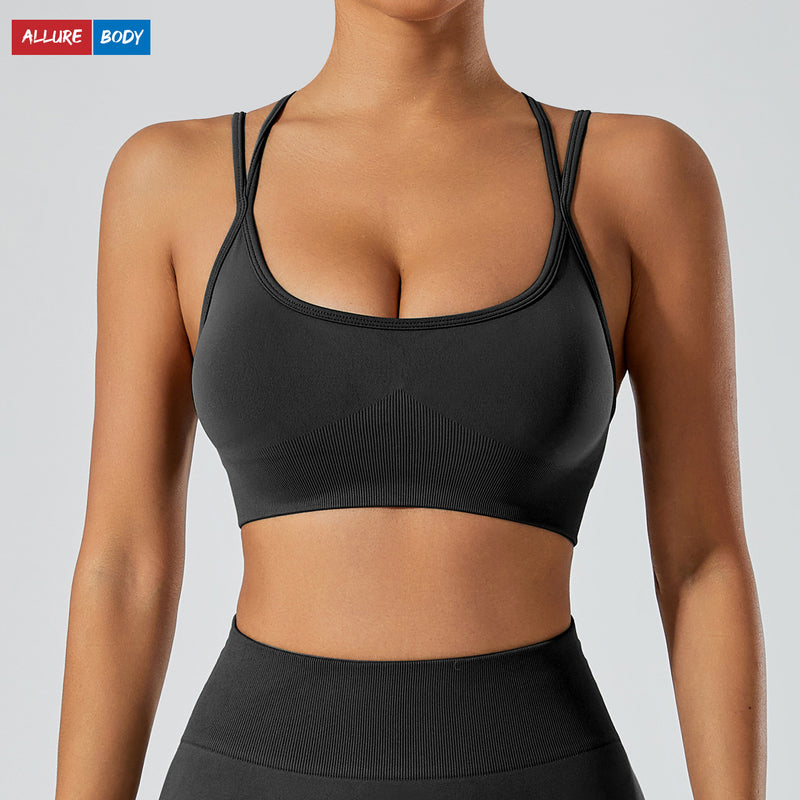 Seamless Strappy Cross-Back Yoga Bra | Sports Bra | The Kashmere