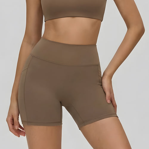 High-Waist Pocket Yoga Shorts | The Kashmere